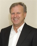 Could Everything Everywhere be taken over by former CEO?