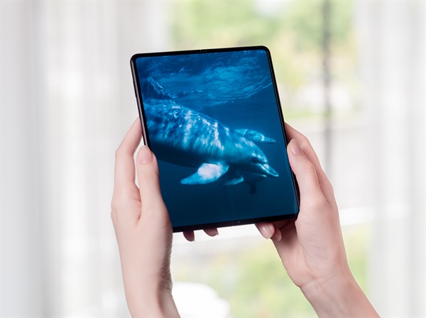 Samsung renames its mobile business