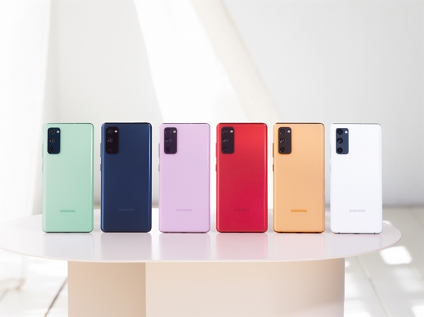 Record drop for global smartphone production in 2020